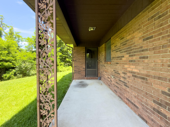 Listing Image 26