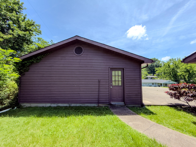 Listing Image 28