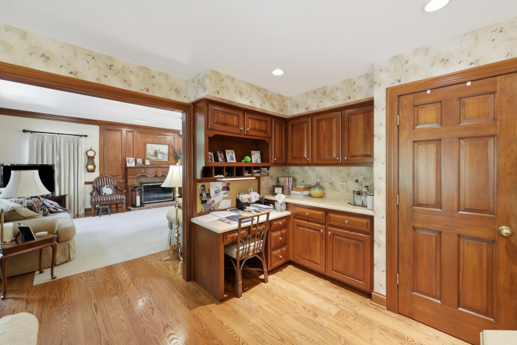 Listing Image 22