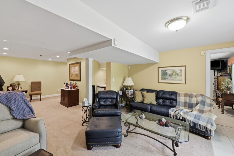Listing Image 56