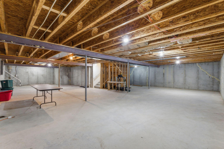 Listing Image 33