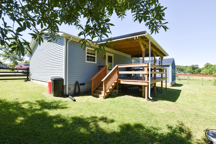Listing Image 11