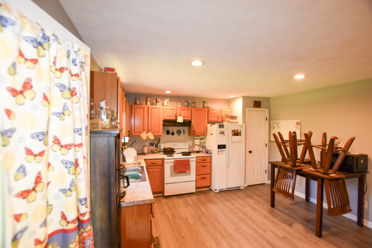 Listing Image 32