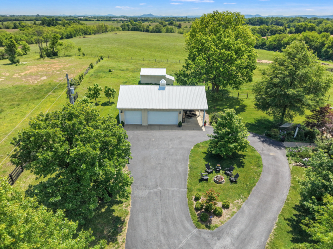 Listing Image 52