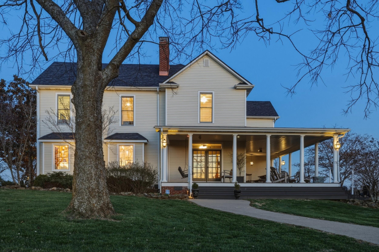 Listing Image 8
