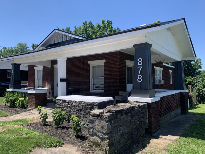 Listing Image 4