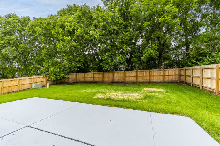 Listing Image 32