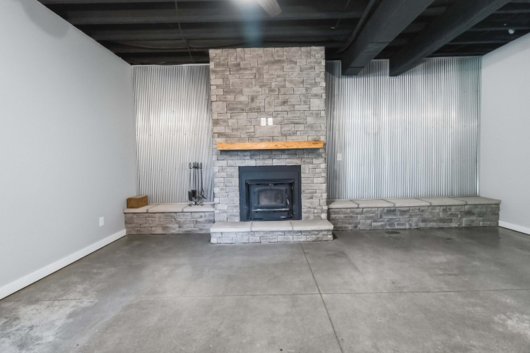 Listing Image 57
