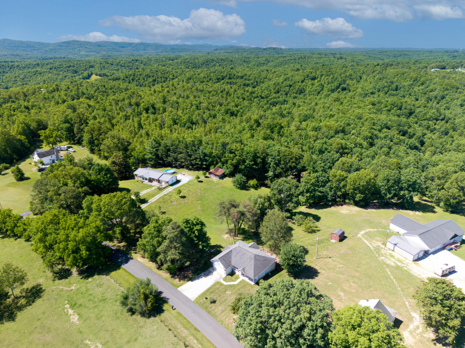 Listing Image 14
