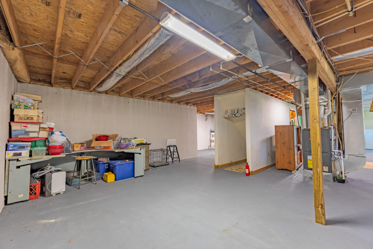 Listing Image 48
