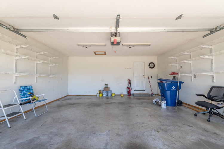 Listing Image 52