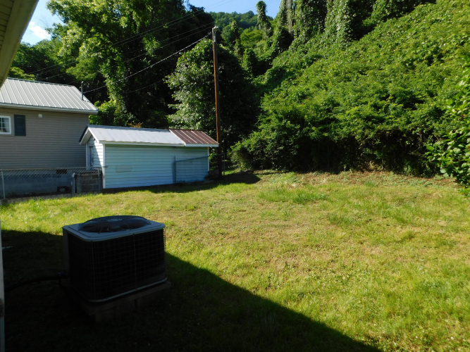 Listing Image 44