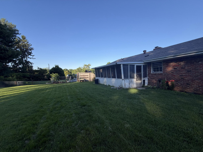 Listing Image 38