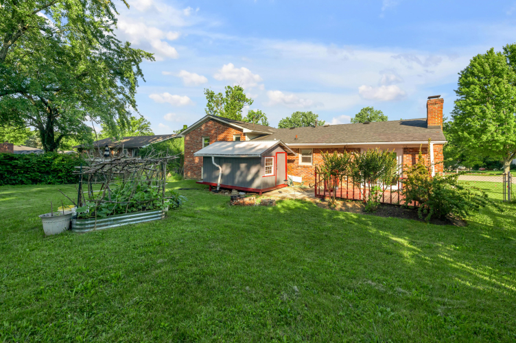 Listing Image 44
