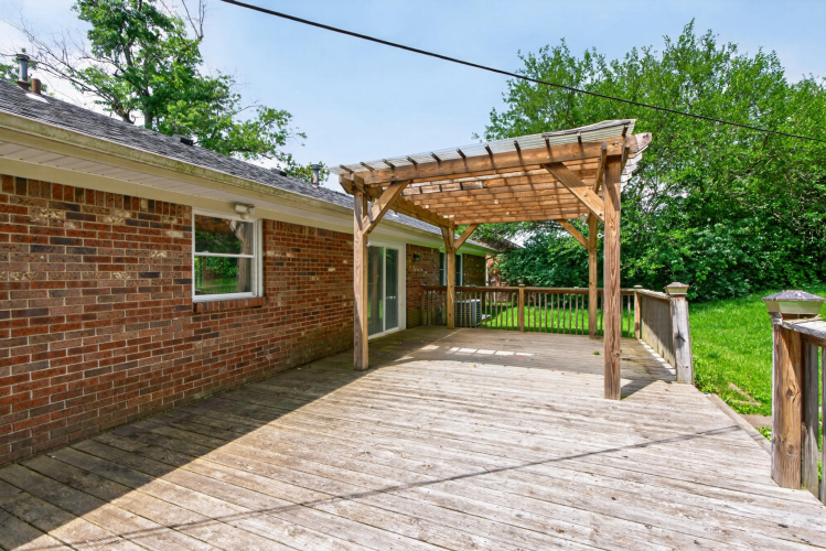 Listing Image 28