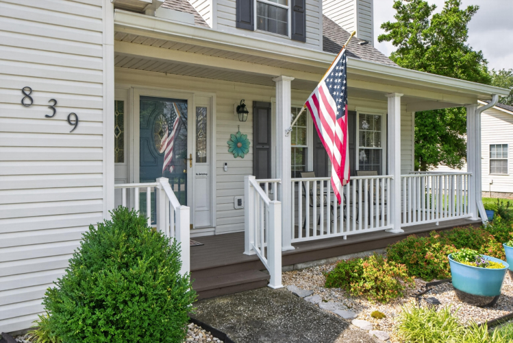 Listing Image 4