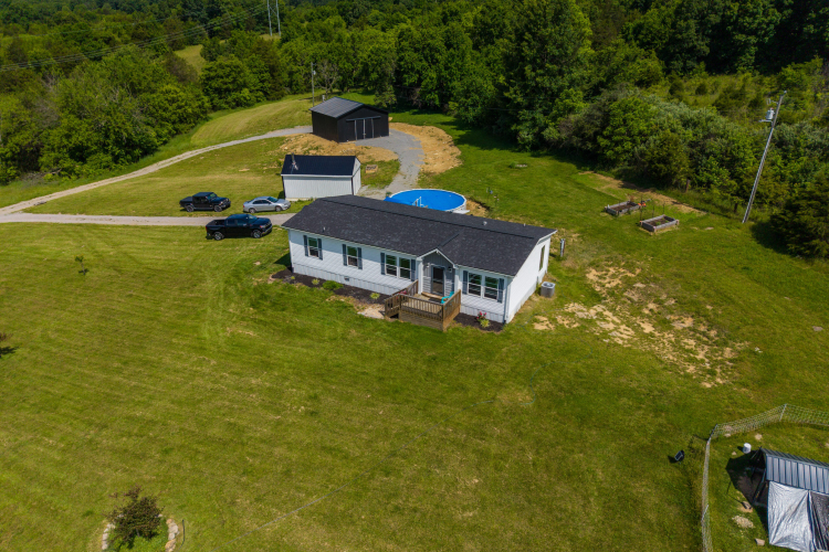 Listing Image 8