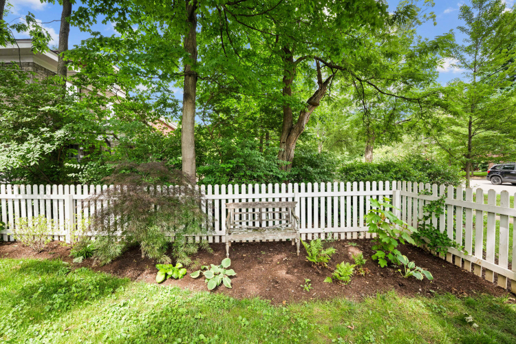 Listing Image 49