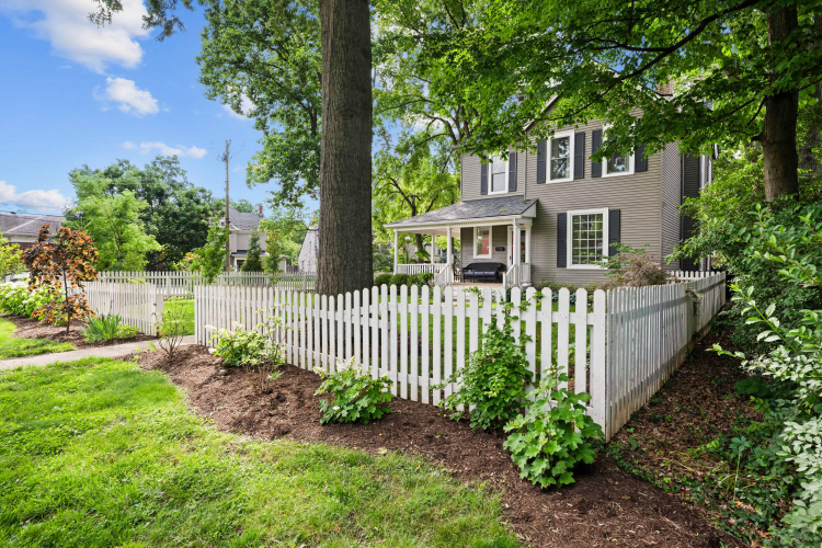 Listing Image 53