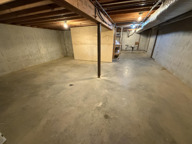 Listing Image 36
