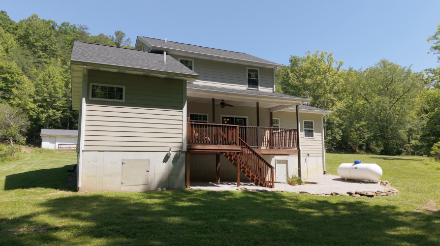 Listing Image 79