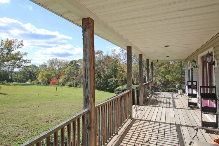 Listing Image 28