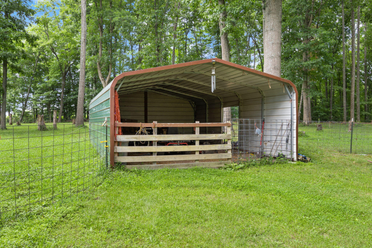 Listing Image 15