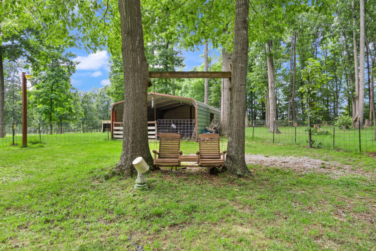 Listing Image 16