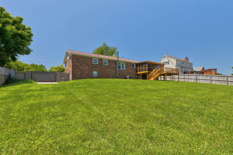 Listing Image 35