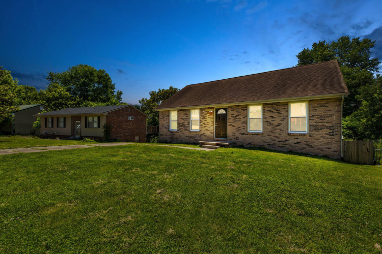 Listing Image 2