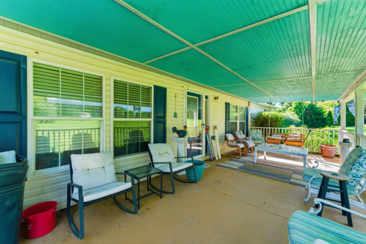 Listing Image 5