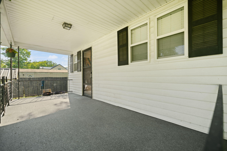 Listing Image 26
