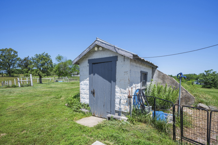 Listing Image 46