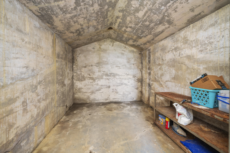 Listing Image 48