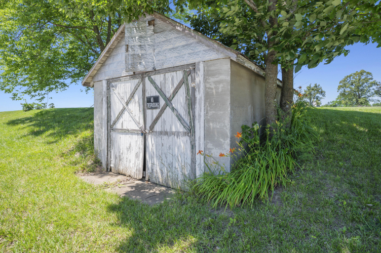 Listing Image 49