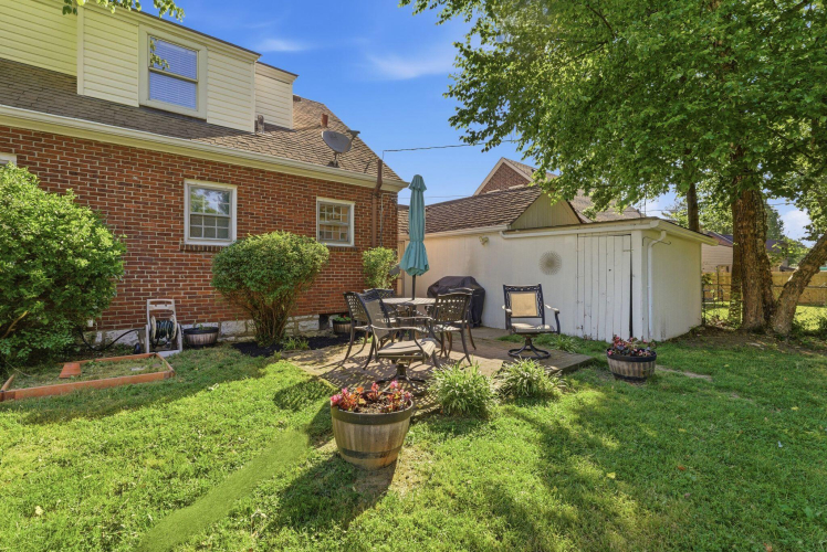 Listing Image 38