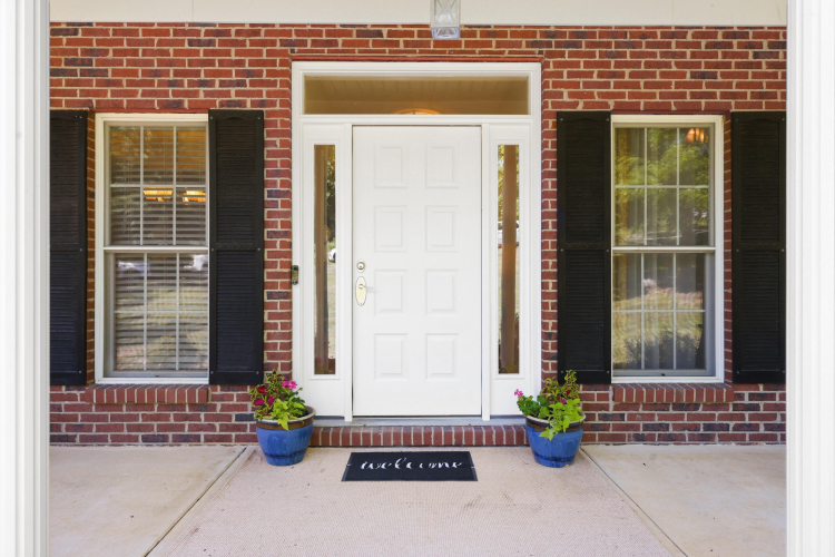 Listing Image 5