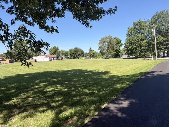 Listing Image 44