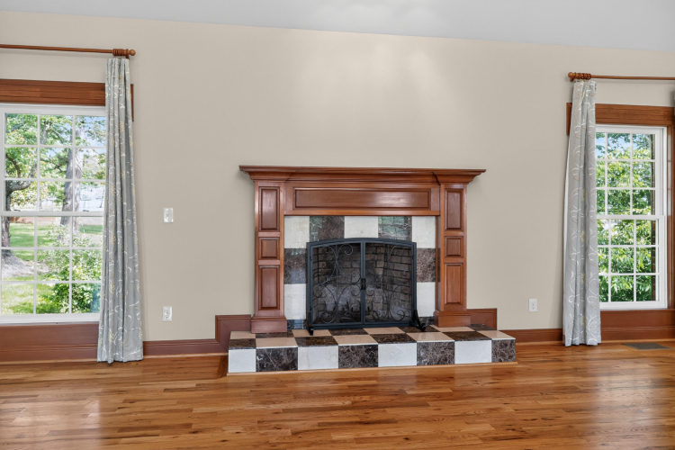 Listing Image 22