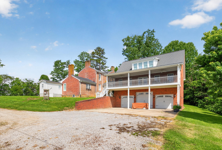 Listing Image 6