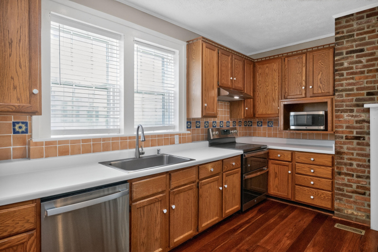Listing Image 53