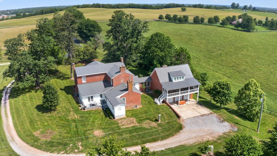 Listing Image 8
