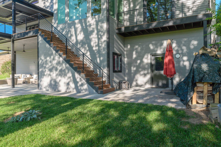 Listing Image 85