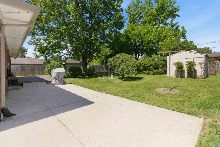 Listing Image 26