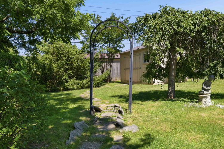 Listing Image 27