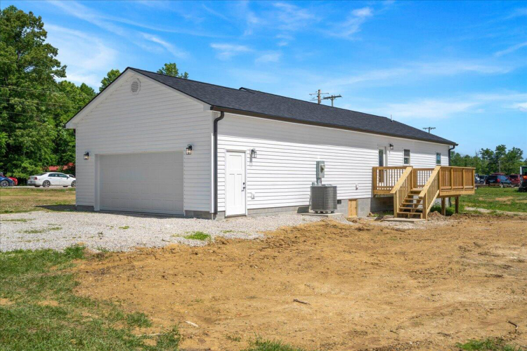 Listing Image 28