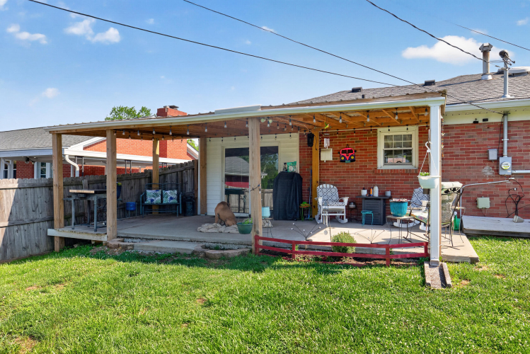 Listing Image 18
