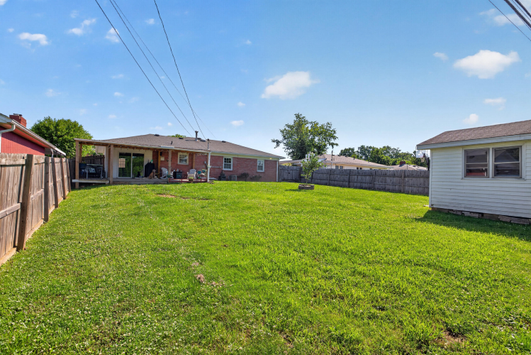 Listing Image 19