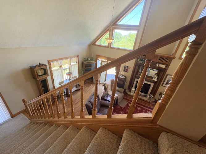 Listing Image 101