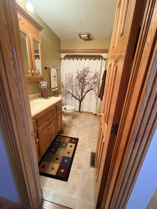 Listing Image 127